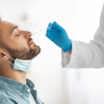 Covid-19 : une hausse des contaminations observée en Île-de-France, la vaccination recommandée