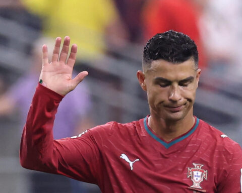 Cristiano Ronaldo présente ses excuses et envisage un retour en équipe nationale portugaise. Ligue des nations : la France renverse la Belgique.