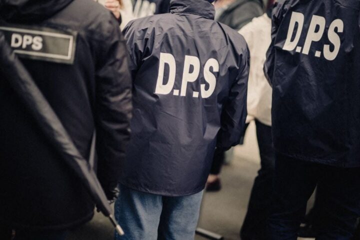 Des contrôles de sécurité controversés au congrès du Rassemblement national à Orléans