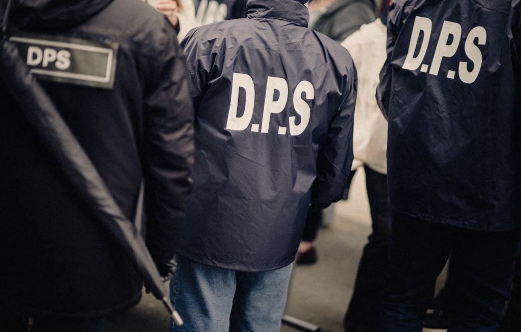 Des contrôles de sécurité controversés au congrès du Rassemblement national à Orléans 1 Des contrôles de sécurité controversés au congrès du Rassemblement national à Orléans