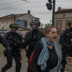 Des scènes de troubles alors que la grève des étudiants se propage en France