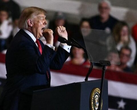 Donald Trump abandonne l'idée de renommer l'océan Atlantique après le refus de Google