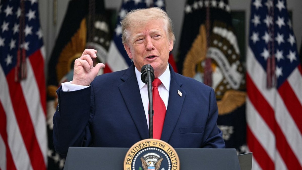 Donald Trump critique Zelensky, qualifiant de honte sa réaction aux frappes russes sur l'Ukraine