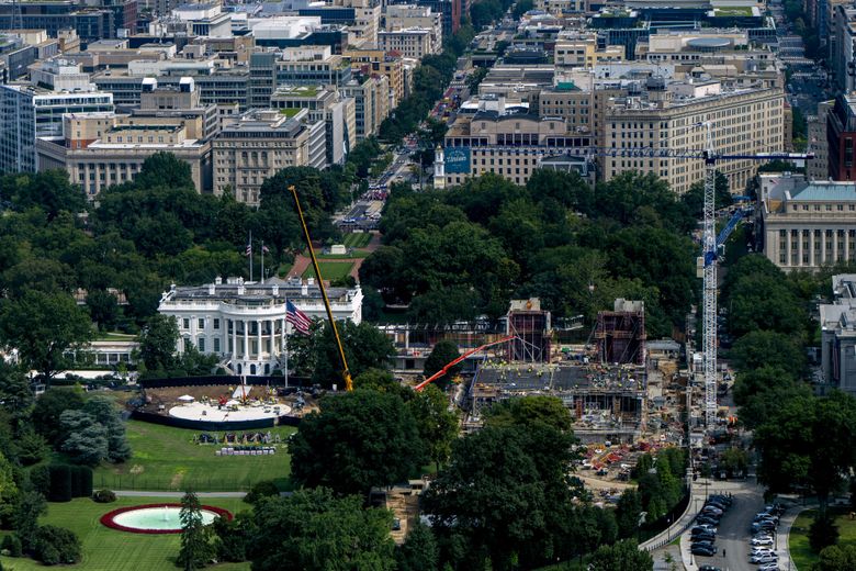 Donald Trump : entre obsession pour la Maison-Blanche et quête de reconnaissance dans un entretien au Bureau ovale