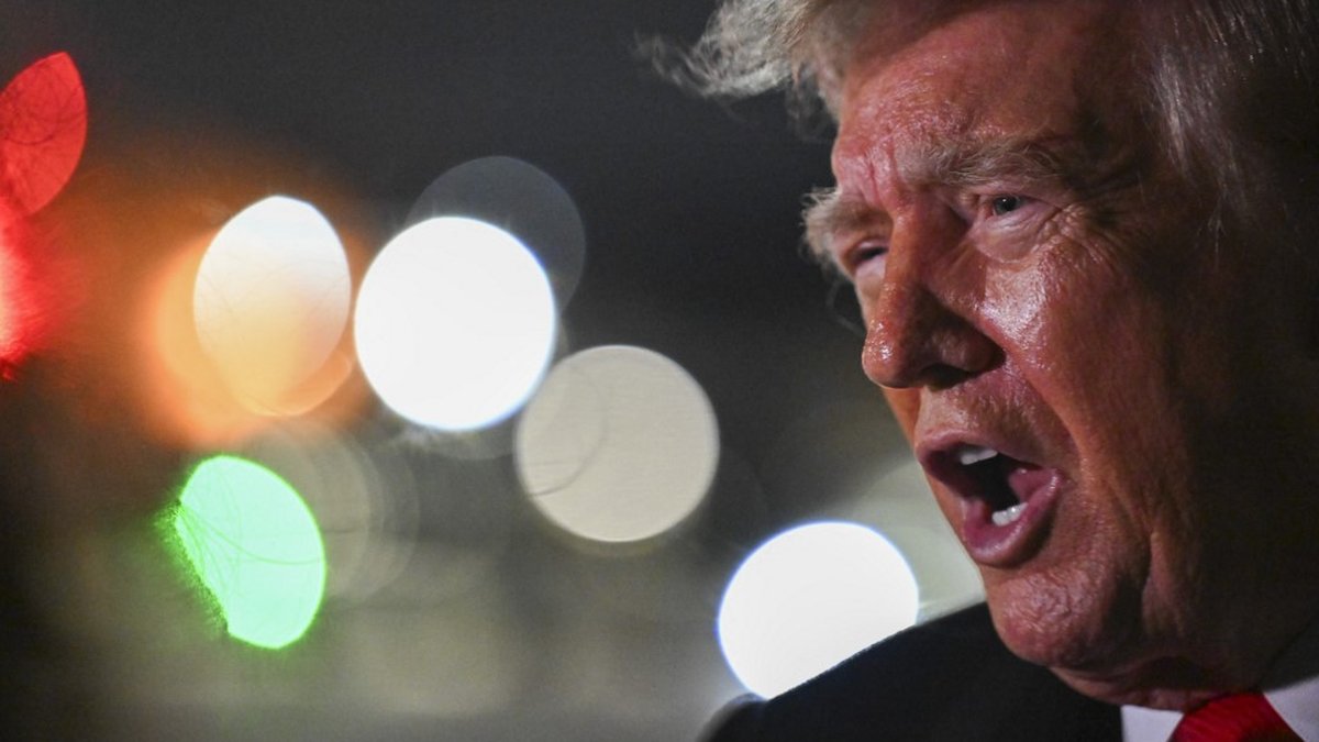 Donald Trump propose de renommer l'océan Atlantique ou Pacifique en son nom lors d'un meeting à Clarksville 1 Donald Trump propose de renommer l'océan Atlantique ou Pacifique en son nom lors d'un meeting à Clarksville