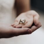 En Italie, une femme poursuit son ex-mari pour 50 000 euros après sa révélation d'homosexualité