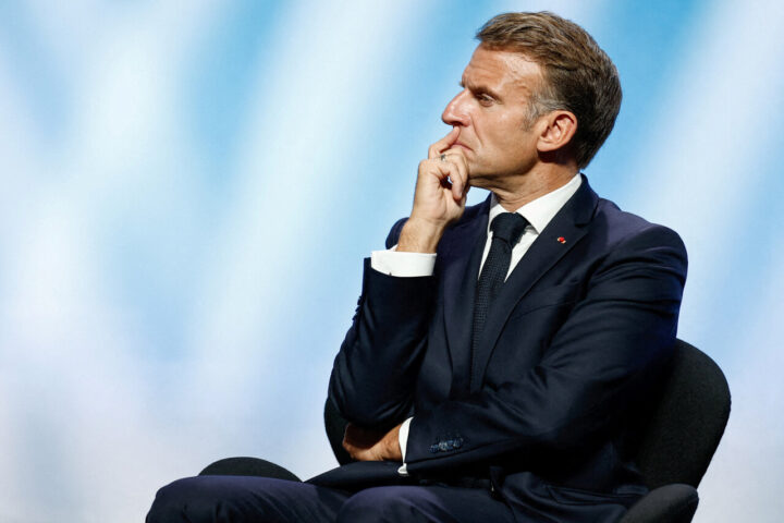 En pleine crise des carburants, la popularité d'Emmanuel Macron atteint un nouveau bas historique