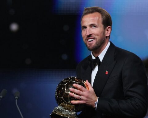 Harry Kane remporte le Ballon d'Or 2026 à Londres, Mbappé classé deuxième