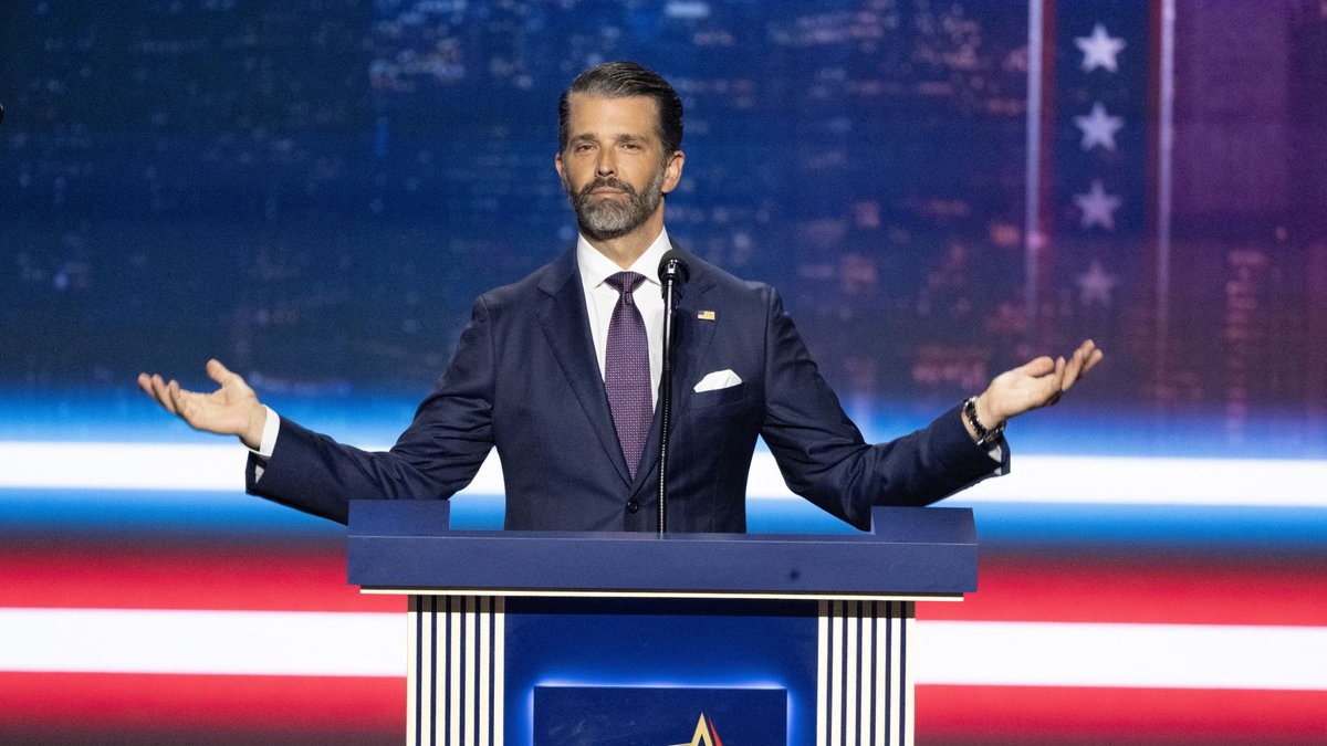 La France en proie à des violences estudiantines : Donald Trump Jr. critique la politique migratoire de Macron 1 La France en proie à des violences estudiantines : Donald Trump Jr. critique la politique migratoire de Macron