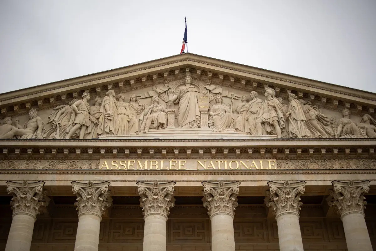 La hausse de la CSG progressive, censée bénéficier à 21 millions de travailleurs, ne sera pas validée par la commission, révèle le Parti Socialiste.