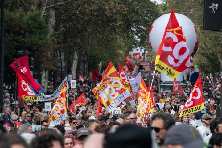 Le gouvernement propose d'augmenter l'indice minimum pour les fonctionnaires, mais les syndicats dénoncent des « mesurettes »