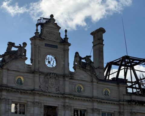 Le maire de Limoges déplore l'absence d'appel de Macron après l'incendie du 17 octobre