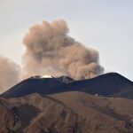 L'éruption de l'Etna soulève des questions sur les émissions de CO2 par rapport aux activités humaines