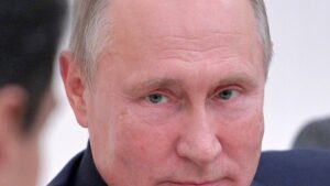Les 74 ans de Vladimir Poutine : des rumeurs de maladies graves persistent malgré les démentis du Kremlin