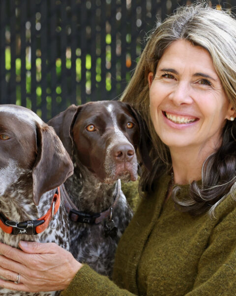 Les animaux de compagnie : un bonheur complexe mis en lumière par Catherine Amiot