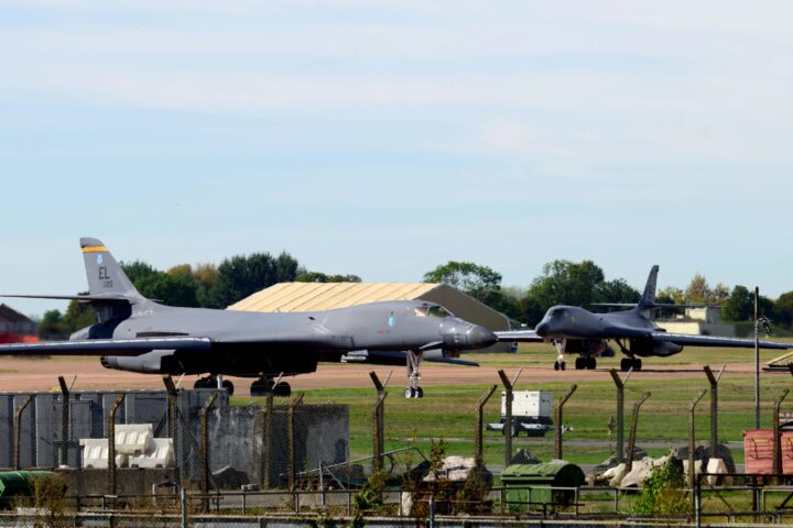Les autorités britanniques et américaines soupçonnent l'implication iranienne dans un complot à RAF Fairford