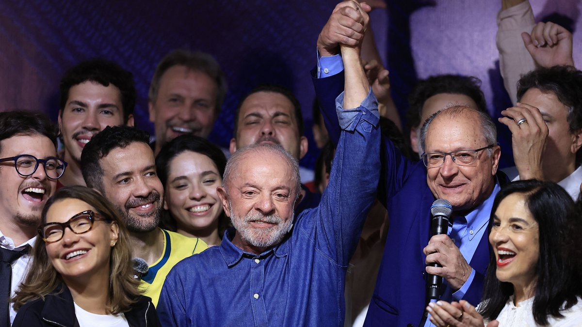Les raisons de la victoire inattendue de Lula lors de l'élection présidentielle au Brésil