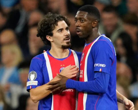 Ligue des champions : PSG affronte le Barça dans un duel européen très attendu au Parc des Princes, tandis que Cristiano Ronaldo reçoit une suspension de 30 jours.