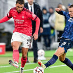 Ligue Europa : l'OL subit une défaite, l'OM s'incline de nouveau, Rennes arrache un match nul, Manchester United est largement défait à Côme.