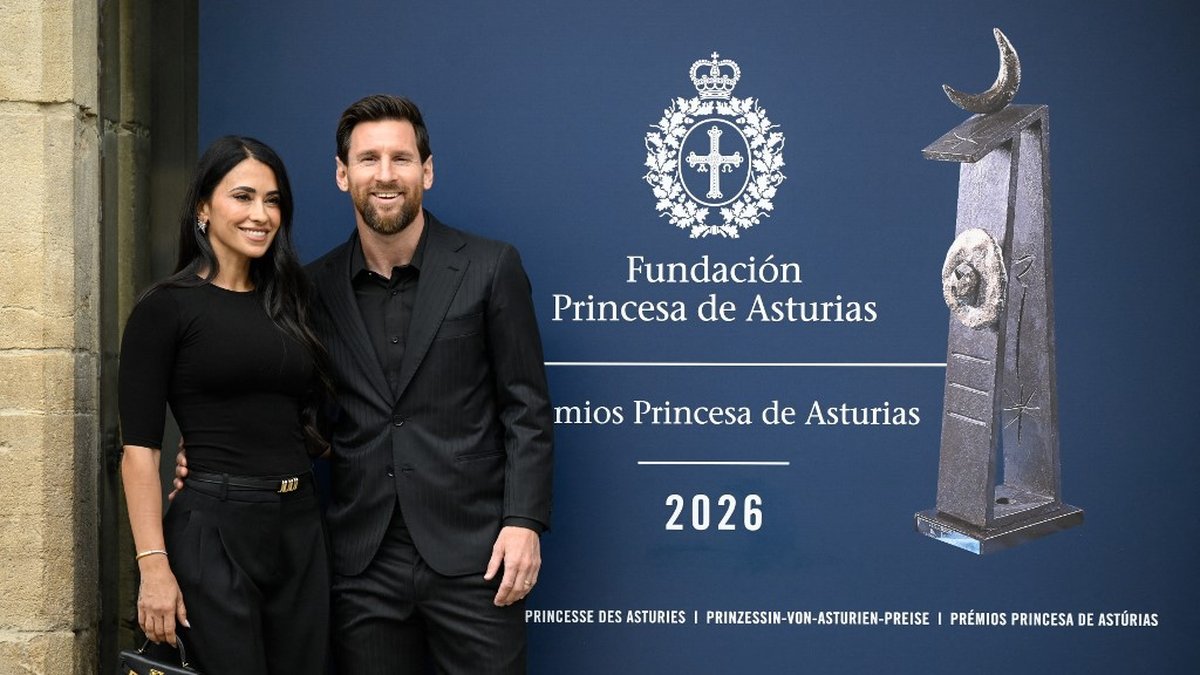Lionel Messi reçoit le Prix Princesse des Asturies et dîne avec la famille royale espagnole 1 Lionel Messi reçoit le Prix Princesse des Asturies et dîne avec la famille royale espagnole