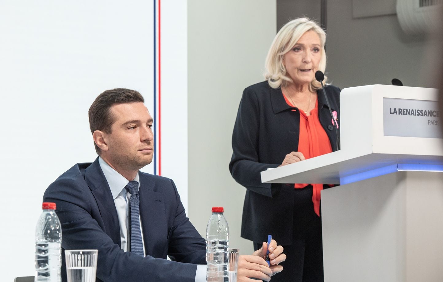 Marine Le Pen renouvelle son soutien à Jordan Bardella face aux accusations d'antisémitisme