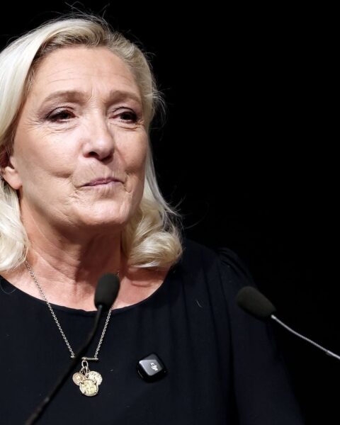 Marine Le Pen reste confiante envers Jordan Bardella malgré les accusations d'antisémitisme