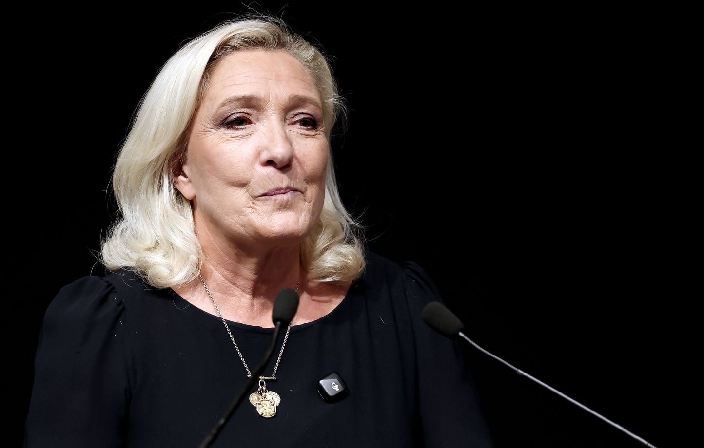 Marine Le Pen reste confiante envers Jordan Bardella malgré les accusations d'antisémitisme