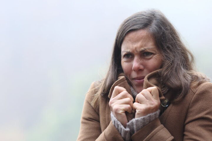 Pourquoi ressent-on une envie accrue d'uriner par temps froid ?