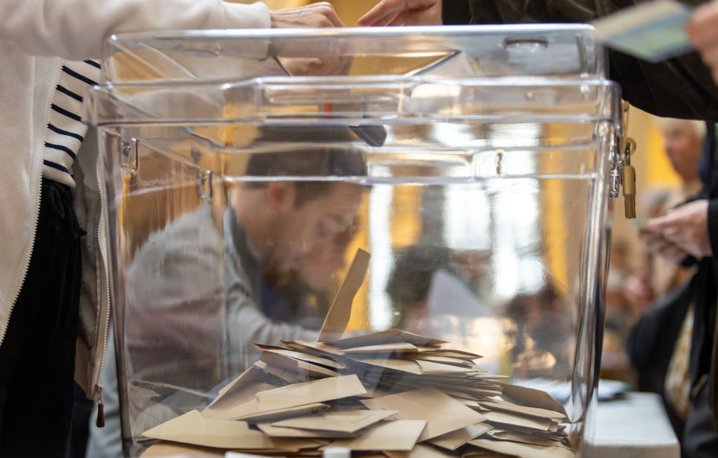 Présidentielle 2027 : la lutte d'Attal et Mélenchon pour séduire la jeunesse française 1 Présidentielle 2027 : la lutte d'Attal et Mélenchon pour séduire la jeunesse française