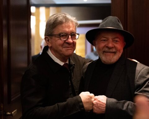 Présidentielle 2027 : LFI s’inspire de la stratégie numérique de Lula pour contrer l’extrême droite