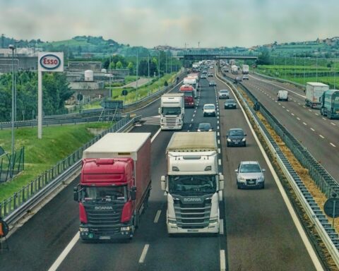 Prix des carburants : Paris risque d'être paralysée le 21 octobre.