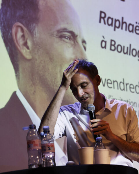 Raphaël Glucksmann critique Jean-Luc Mélenchon et Ségolène Royal avant le débat des primaires de gauche