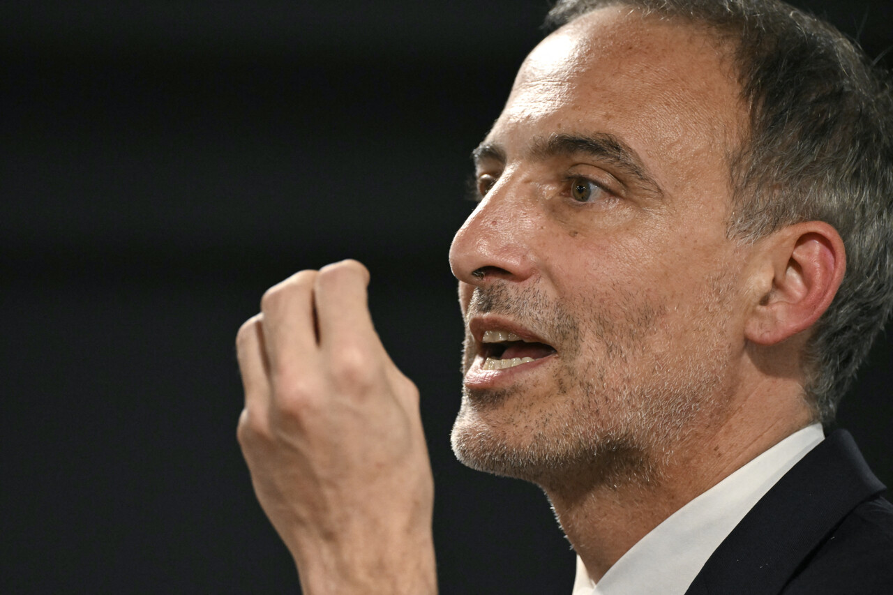 Raphaël Glucksmann remporte la primaire socialiste avec 66,13% des voix 1 Raphaël Glucksmann remporte la primaire socialiste avec 66,13% des voix