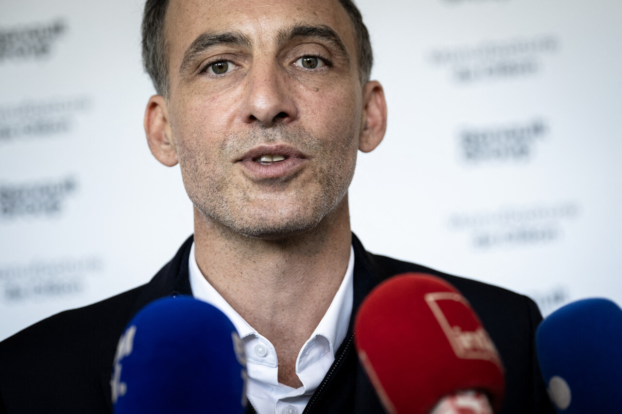 Raphaël Glucksmann s'excuse pour ses propos controversés lors du débat de la primaire de la gauche 1 Raphaël Glucksmann s'excuse pour ses propos controversés lors du débat de la primaire de la gauche