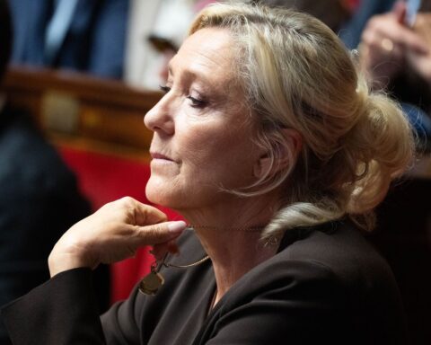 Rassemblement national : menaces de démission ciblent la Banque de France et le Conseil constitutionnel