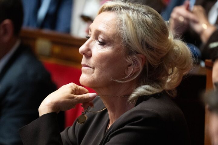 Rassemblement national : menaces de démission ciblent la Banque de France et le Conseil constitutionnel