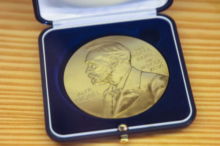 Récompenses du prix Nobel 2026 : Focus sur les lauréats Hegemann, Nagel et Deisseroth