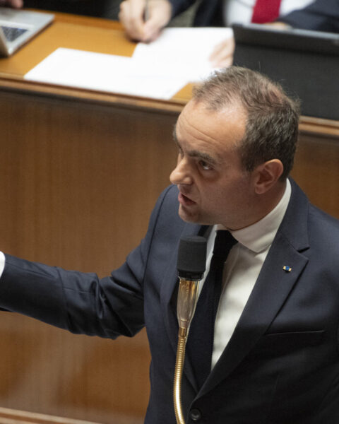 Sébastien Lecornu annonce la libération de 10 millions de barils de gazole pour faire baisser les prix en France