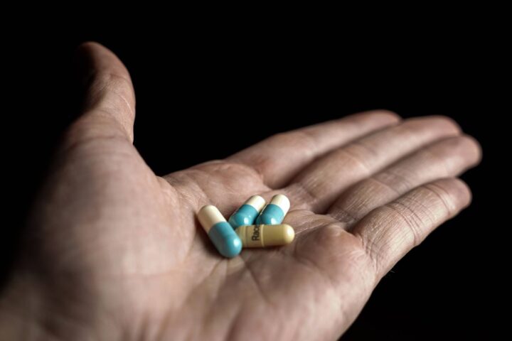 Sécurité sociale : les députés votent en commission pour la délivrance des médicaments à l’unité