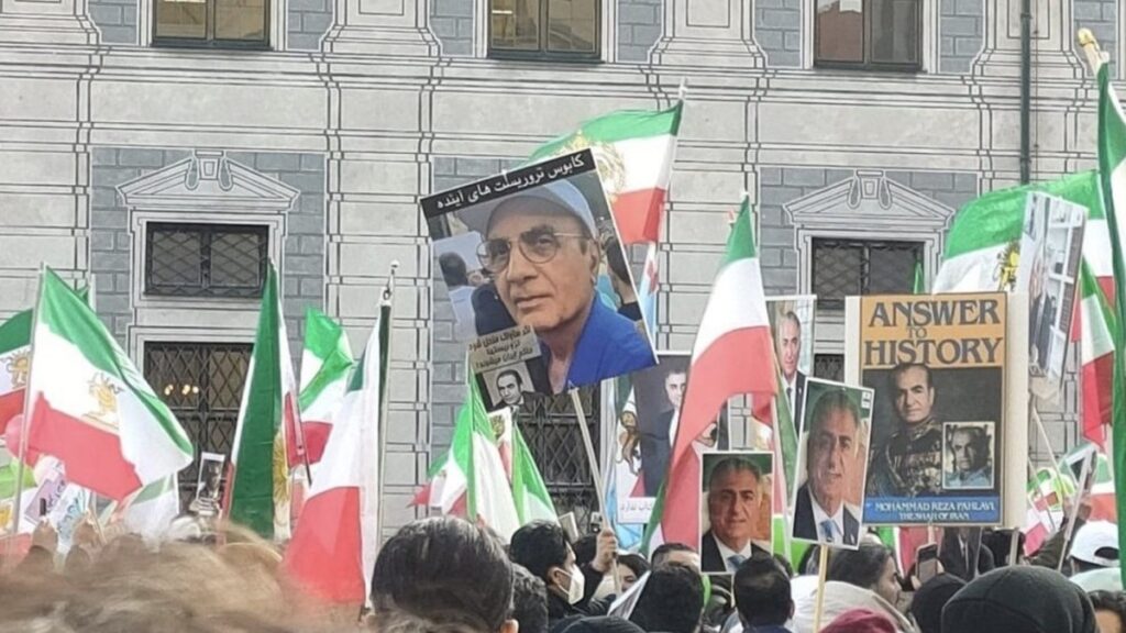 Trois Iraniens portent plainte aux États-Unis contre Parviz Sabeti pour torture subie sous le régime du chah