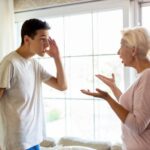 Trouble borderline à l'adolescence : quelles différences avec une simple crise d'ado ?