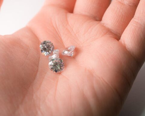 Un Américain reconnu coupable d'avoir volé 770 000 dollars de bijoux à Tiffany & Co.