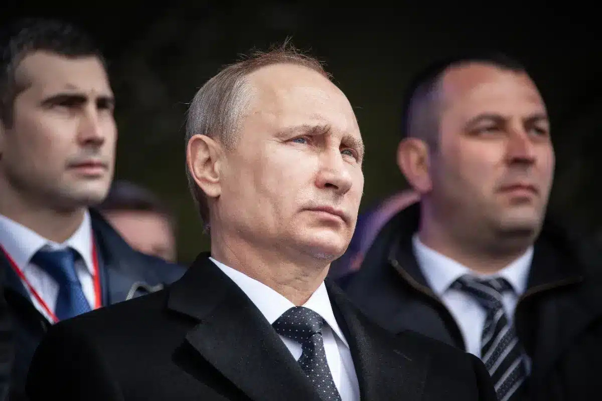 « Un ancien Premier ministre russe révèle la véritable peur de Poutine face à la menace nucléaire »