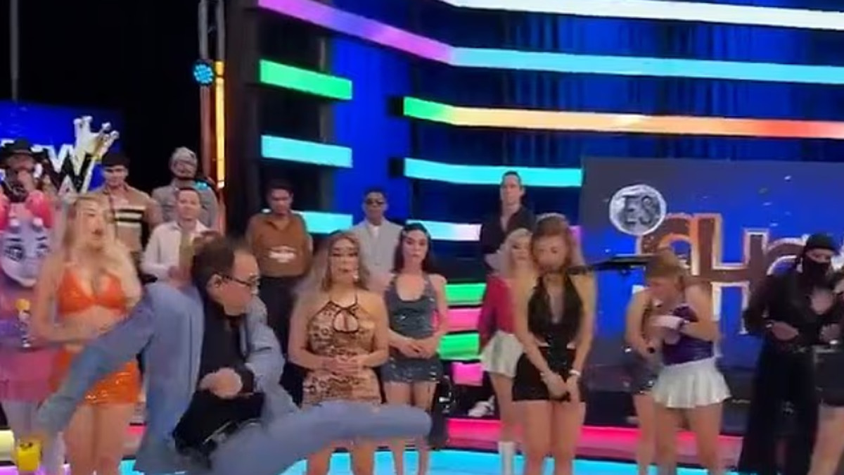 Un animateur mexicain blesse une mannequin en direct en frappant un drone