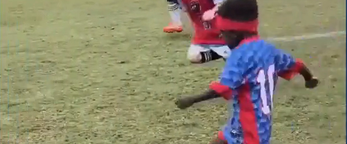 Un enfant de trois ans escorté par la police d'un match de football en Floride pour avoir trop marqué