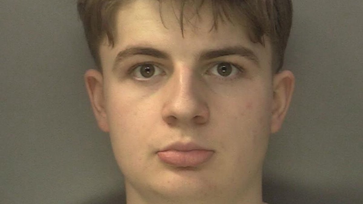 Un étudiant britannique avoue avoir tué Maria Saceanu après s'être inspiré de la série "Dexter" 1 Un étudiant britannique avoue avoir tué Maria Saceanu après s'être inspiré de la série "Dexter"