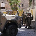 Un maire français agressé par des colons israéliens lors d'une récolte d'olives en Cisjordanie