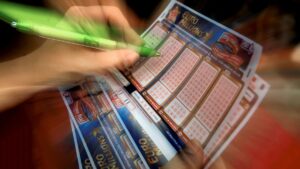Un quinquagénaire italien jugé à Rome pour tentative d'escroquerie de 10 millions d'euros avec un billet falsifié
