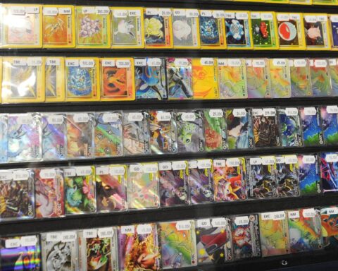 Un retraité britannique vend des cartes Pokémon pour 1,56 million de livres au Royaume-Uni