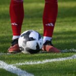 Un salarié d'Adidas licencié après avoir joué au football pendant des arrêts maladie